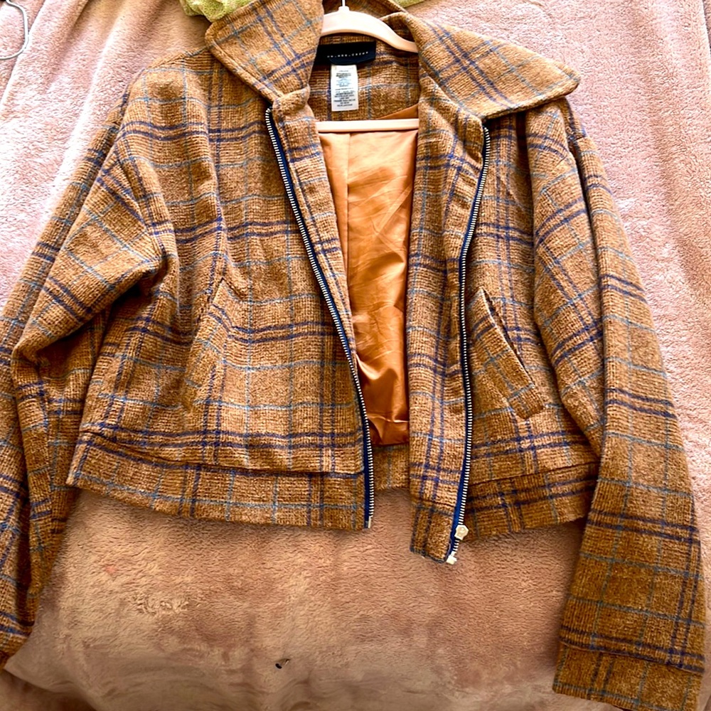Plaid jacket perfect for fall!!